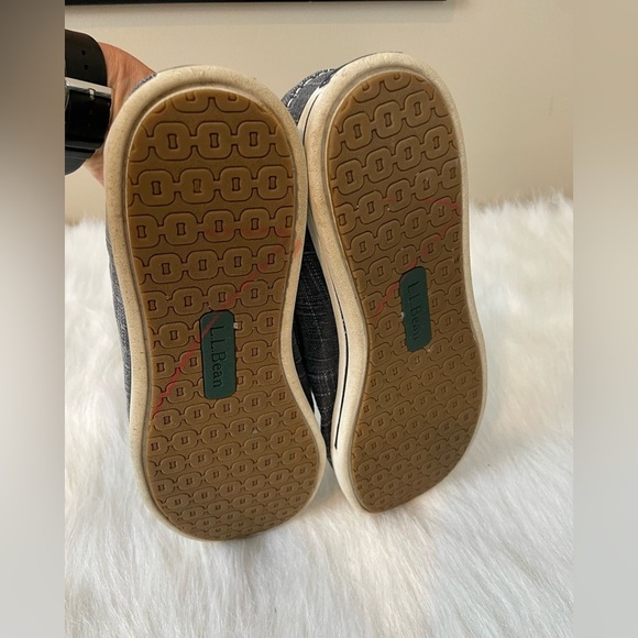LL Bean Casual canvas Gray Boat Shoes with White Laces - Picture 5 of 13